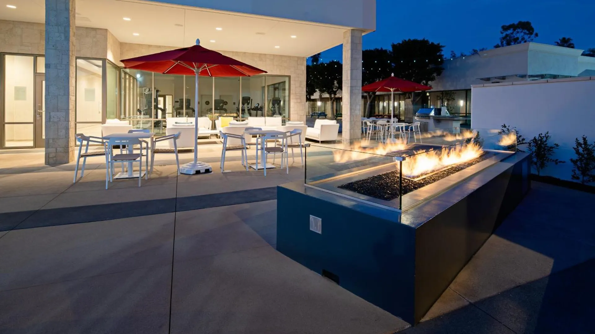 Holiday Inn Long Beach - Airport By Ihg 3*,  United States